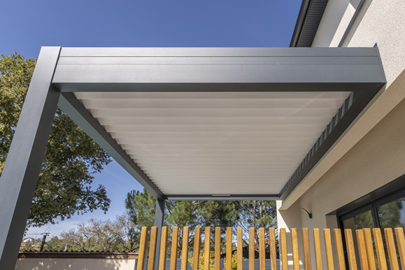 Pergola à lames orientables