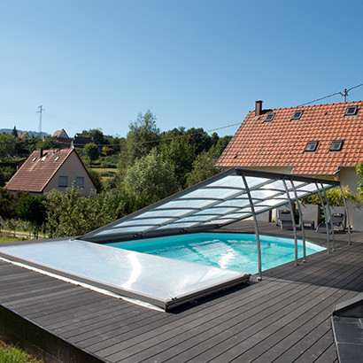 Abri de piscine plat