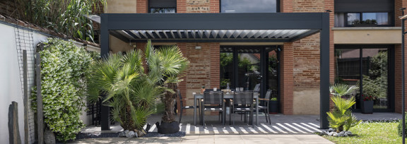 Pergolas à lames