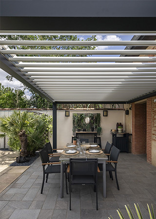 Pergola à lames orientables